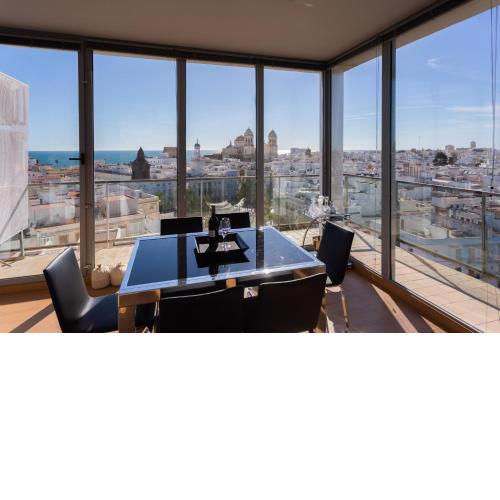 PHOENIX LookOut Apartment by Cadiz4Rentals