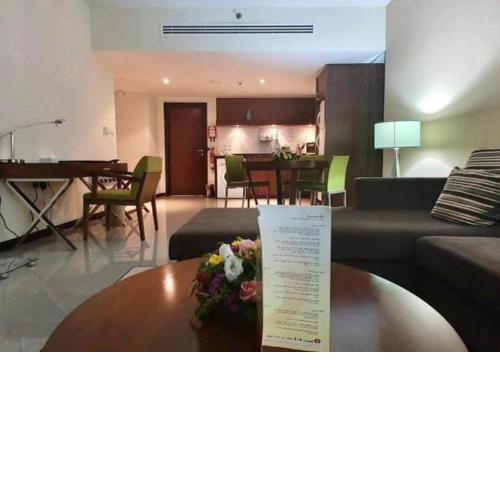 Phoenix Plaza Hotel Apartments