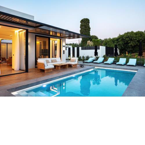 Physis & Wood Villa