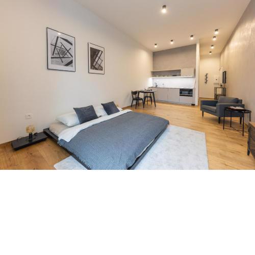 Piano apartments