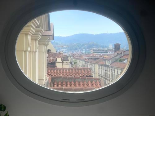 Piazza Castello 2