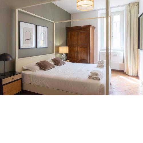 Piazza Navona Charming Apartment