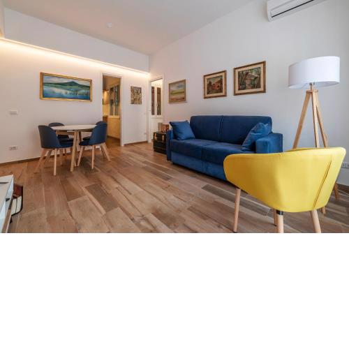Piazza Re di Roma Comfy Apartment