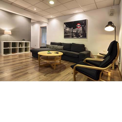 “Piccadilly Circus” deluxe flat downtown Athens