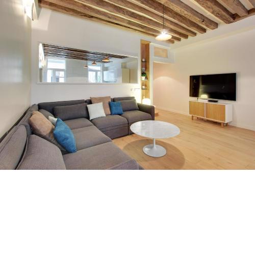 Pick a Flat's Apartment in le Marais - Rue Vieille du Temple