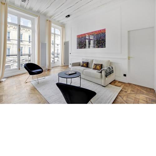 Pick A Flat's Apartment in Louvre - Croix des Petits Champs