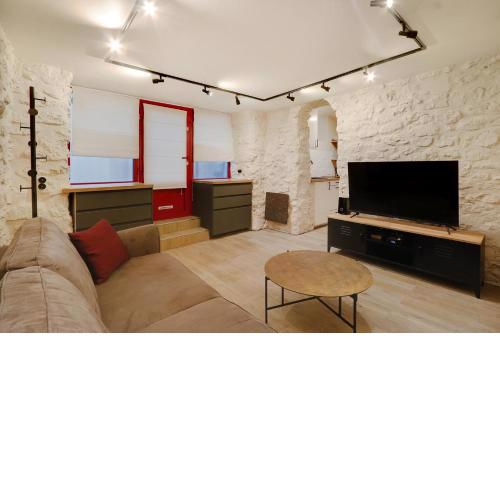 Pick A Flat's Apartment in Montmartre - Rue Drevet