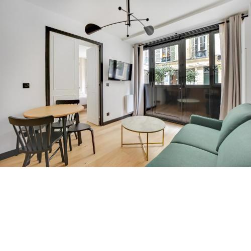 Pick A Flat's Apartment in Opera - Rue Grange Batelière