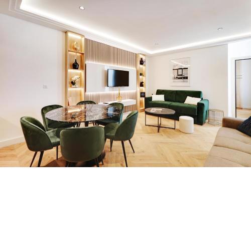 Pick A Flat's Upper Marais Apartment- Rue du Faubourg Saint-Martin