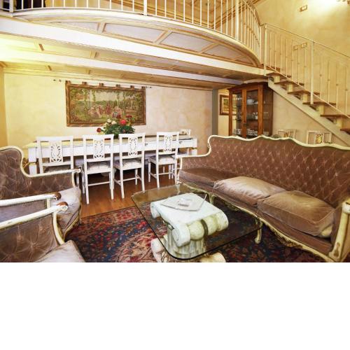 Picturesque Apartment in Florence Town Centre