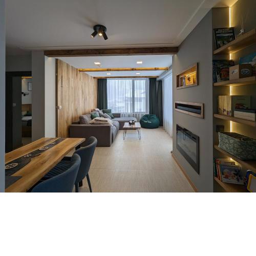 Pine & Wine Apartments