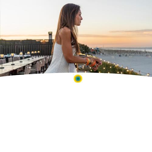 Pini Beach Village