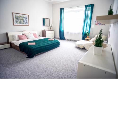 Pink Flamingo Room