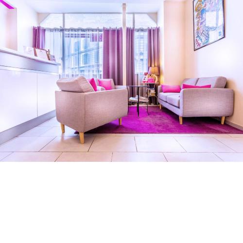Pink Hotel