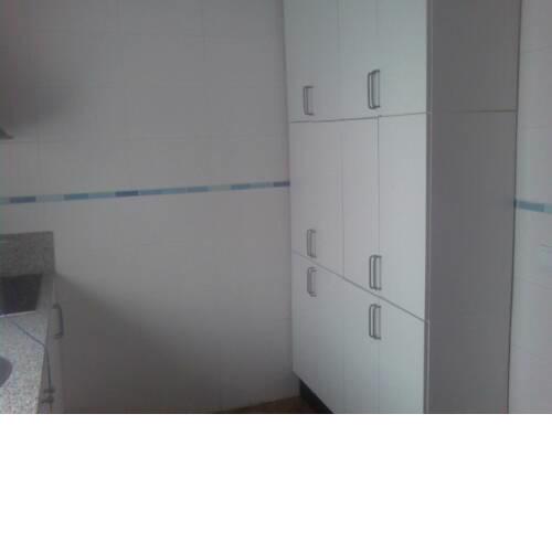 PISO GRANDE Y LUMINOSO 3 DORMITORIOS 8 personas ideal grupos y empresas buena zona