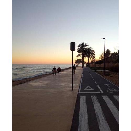 piso junto al mar para ocho personas máximo