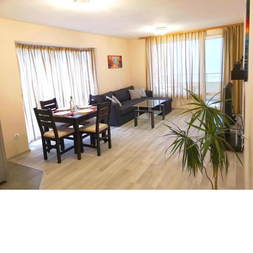 Plaisir apartment