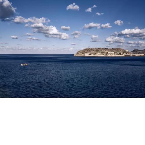 Plaka Sea Front Residence
