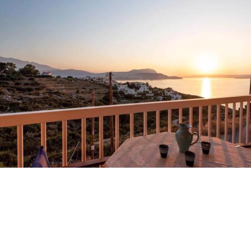 Plaka sea view