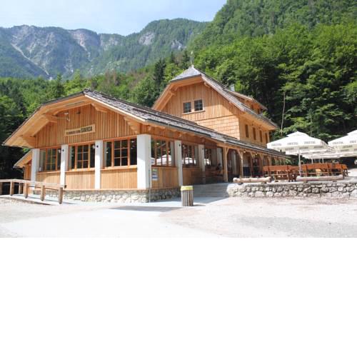 Planinski dom Savica