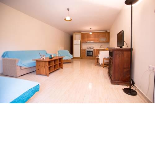 Platanos 1 luxury appartment