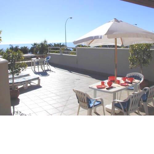 Playa de Burriana con terraza grande al mar