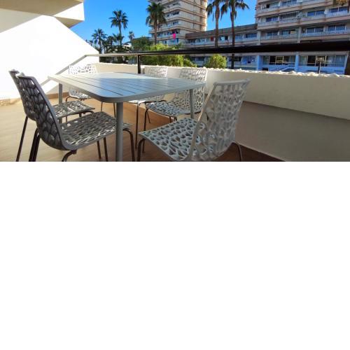Playa de las Americas 600mt from the beach internet free