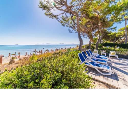 Playa de Muro Holiday Home Sleeps 6 with Air Con and WiFi