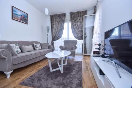 Plaza Apartment
