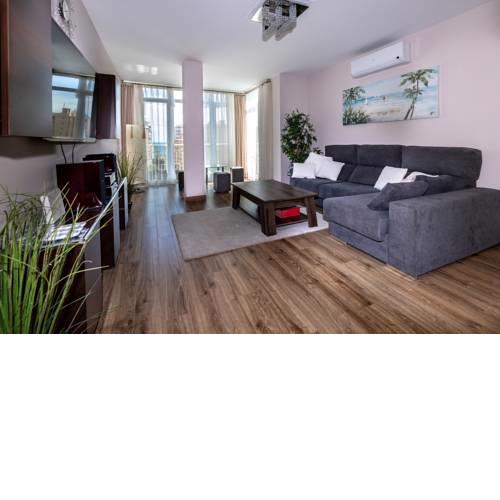 Plaza de Toros Condo 2 by Rafleys