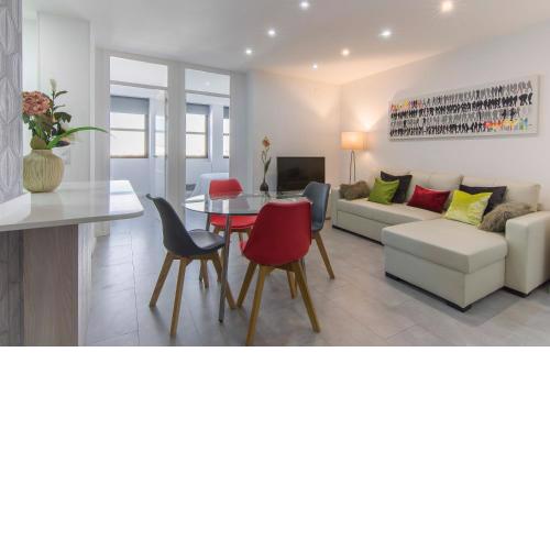 Plaza España & Gran Via 2BD 1BTH
