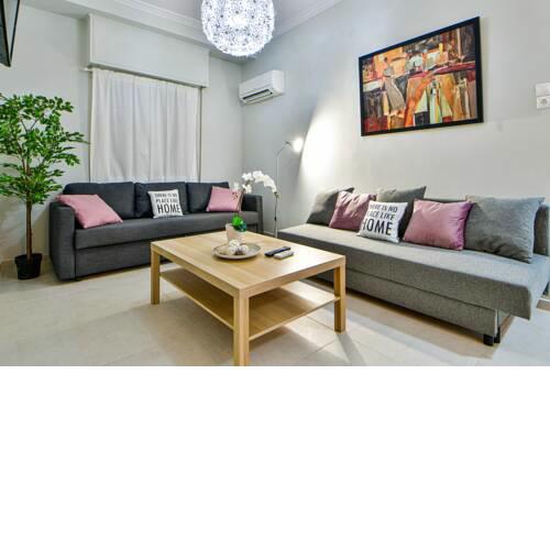 Pleasant flat next to Panormou Metro Station
