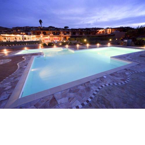 Pleasant holiday home in Marinella near the sea