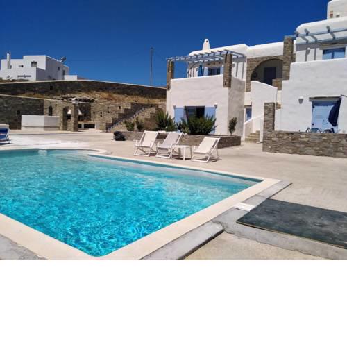 Pleiades Paros Family Apartments