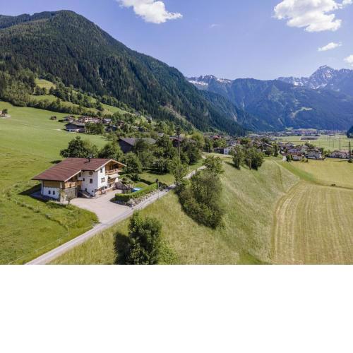 Plush Apartment in Ramsau near Horbergbahn Ski Resort