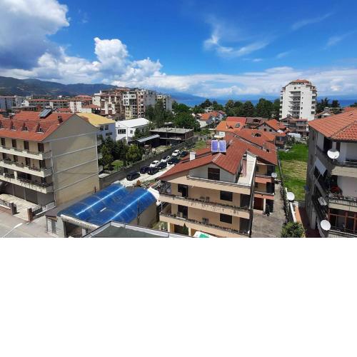 Pogradec Apt, Stunning Lake View, 5 min from the lake