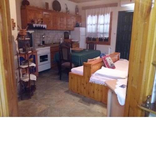 Polina House Maries