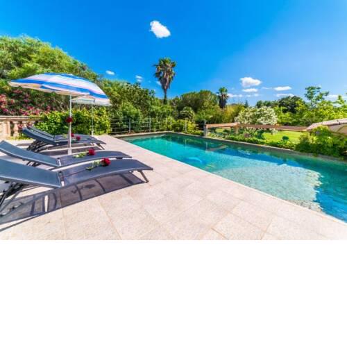 Pollenca Holiday Home Sleeps 5 with Pool Air Con and WiFi
