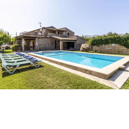 Pollenca Villa Sleeps 10 with Pool and WiFi