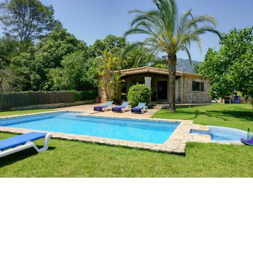 Pollenca Villa Sleeps 4 Pool Air Con WiFi