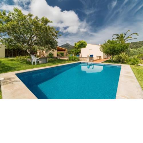 Pollenca Villa Sleeps 5 with Pool Air Con and WiFi