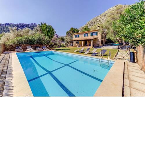 Pollenca Villa Sleeps 8