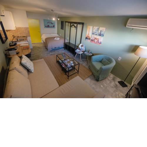 Pol's studio, Kalamata Mediterranean Apartments