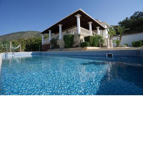 Pomos Harbourbiew Villa