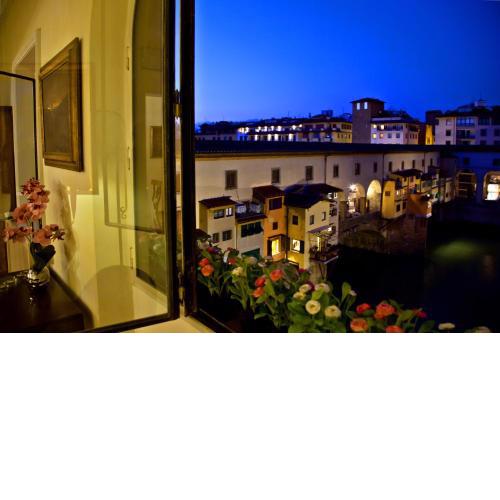 Ponte Vecchio Amazing View