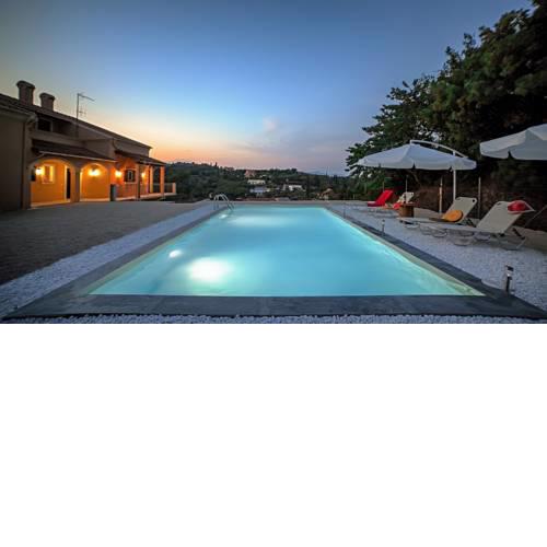 Pool Daze Holiday Home