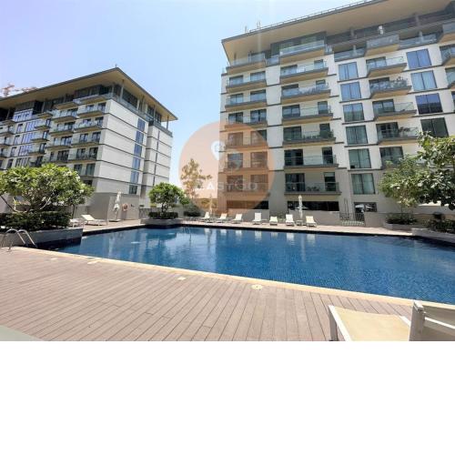 Pool View Luxury 2BR by EasyGo