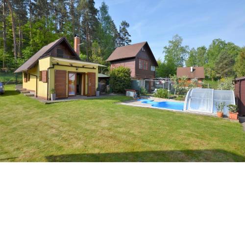 Poolincluded Chalet Kuki