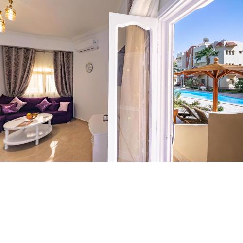 Poolside Executive Villa 127 Green garden resort