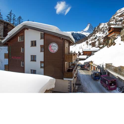 PopUp Hotel Alpenrose by Potato